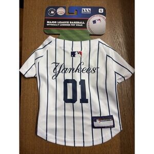 Pets First MLB NEW YORK YANKEES Dog Jersey - Size S - New
